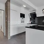 Luxury Lotus - Free Parking