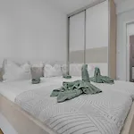 Lägenhet Luxury Lotus - Free Parking Makarska