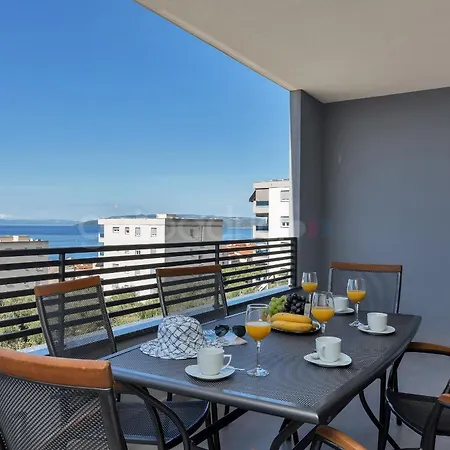 Apartmán Luxury Lotus - Free Parking