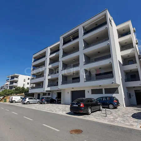Luxury Lotus - Free Parking Apartman Makarska