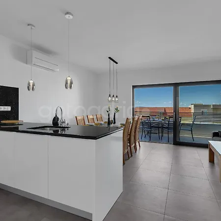 Luxury Lotus - Free Parking * マカルスカ