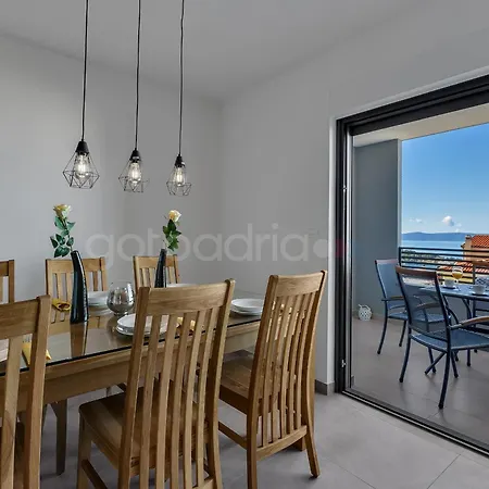 Luxury Lotus - Free Parking * マカルスカ